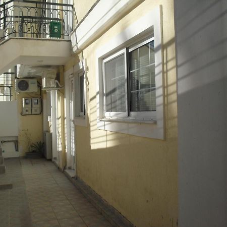 Ανεξάρτητη Γκαρσονιέρα Κοντά Στο Κέντρο Της Πάτραςアパートメント エクステリア 写真